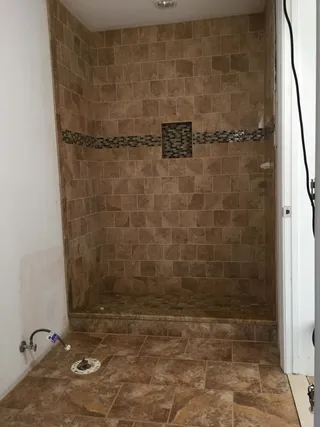 bathroom renovation by Infiniker